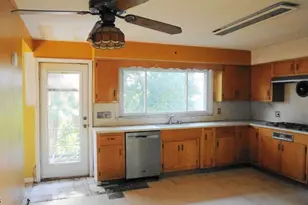 8 Mountain Way S, West Orange Township, NJ 07052 - Photo 10