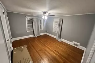 60A Commercial Ave, Woodbridge Township, NJ 07001 - Photo 6