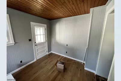 60A Commercial Ave #A, Woodbridge Township, NJ 07001 - Photo 10