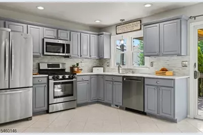 807 Brooklyn Ave, Raritan, NJ 08869 - Photo 8