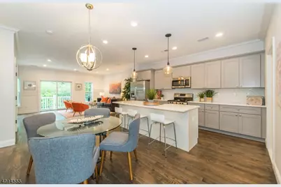 18 Chaz Way #18, Fairfield, NJ 07004 - Photo 6