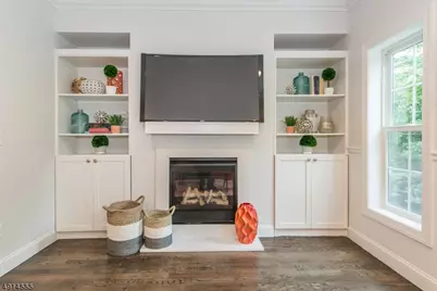 18 Chaz Way #18, Fairfield, NJ 07004 - Photo 10