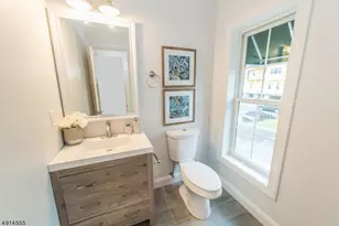 18 Chaz Way, Fairfield, NJ 07004 - Photo 12