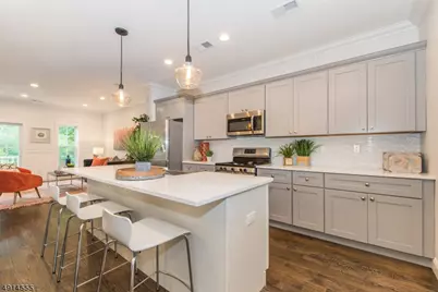 18 Chaz Way #18, Fairfield, NJ 07004 - Photo 2