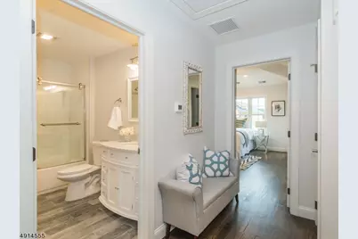 18 Chaz Way #18, Fairfield, NJ 07004 - Photo 14
