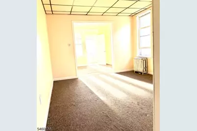 43 Norwood Ave, Irvington, NJ 07111 - Photo 4