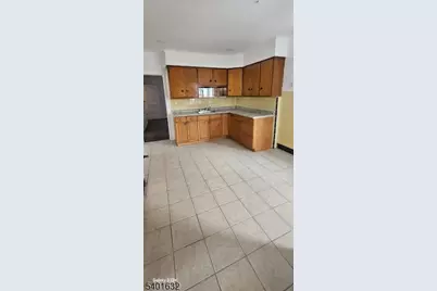 212 3rd St, Newark, NJ 07107 - Photo 10