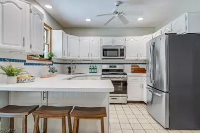52 Warfield St, Montclair, NJ 07043 - Photo 18
