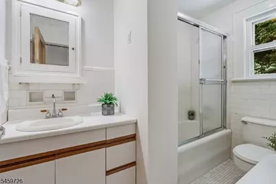 52 Warfield St, Montclair, NJ 07043 - Photo 28