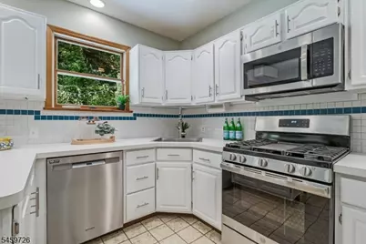 52 Warfield St, Montclair, NJ 07043 - Photo 14