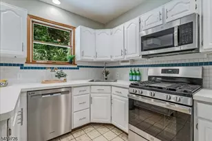 52 Warfield St, Montclair, NJ 07043 - Photo 14