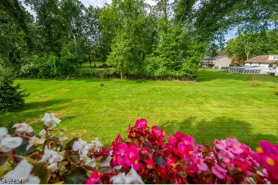 14 Jaclyn Dr, East Hanover Township, NJ 07936 - Photo 16