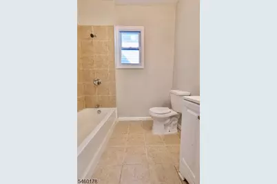 186 N 17th St #2, East Orange, NJ 07017 - Photo 4