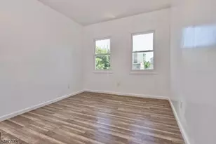 186 N 17th St, East Orange, NJ 07017 - Photo 10