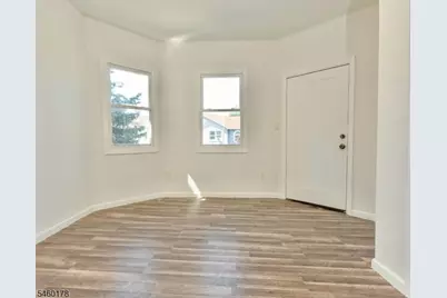 186 N 17th St #2, East Orange, NJ 07017 - Photo 12