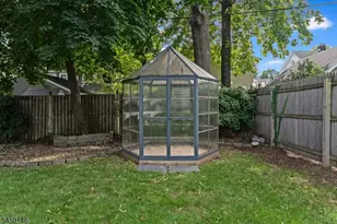 106 Wildwood Ave, Montclair, NJ 07043 - Photo 40