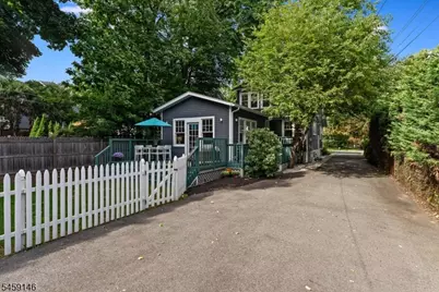 106 Wildwood Ave, Montclair, NJ 07043 - Photo 42