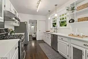 106 Wildwood Ave, Montclair, NJ 07043 - Photo 14