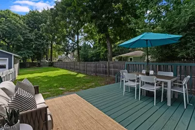 106 Wildwood Ave, Montclair, NJ 07043 - Photo 38