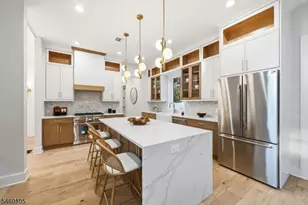 25 Claremont Ave, Livingston, NJ 07039 - Photo 8