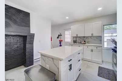 65 Glenwood Ave, East Orange, NJ 07017 - Photo 10