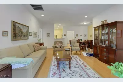 100-215 Ridgewood Rd #215, Washington Township, NJ 07676 - Photo 10