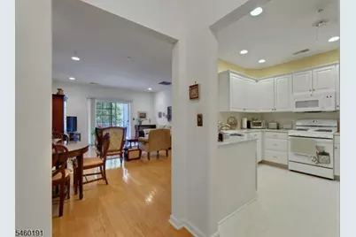 100-215 Ridgewood Rd #215, Washington Township, NJ 07676 - Photo 14