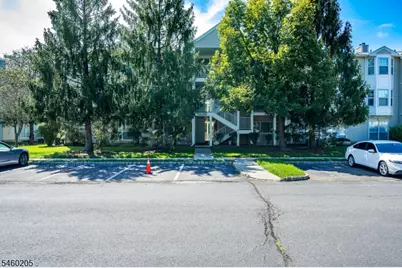 133 Rachel Ct, Franklin Township, NJ 08823 - Photo 4