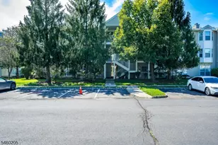 133 Rachel Ct, Franklin Township, NJ 08823 - Photo 4
