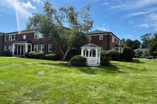 601 Pitney Pl, Morris Township, NJ 07960 - Photo 2