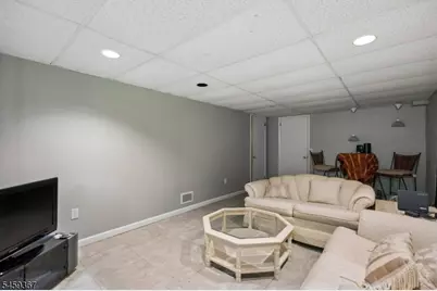 203 Dorchester St, Hanover Township, NJ 07981 - Photo 18