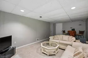 203 Dorchester St, Hanover Township, NJ 07981 - Photo 18