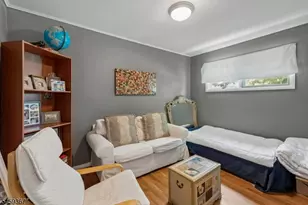 203 Dorchester St, Hanover Township, NJ 07981 - Photo 10