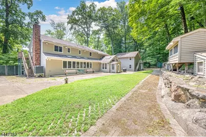 90 Emmans Rd, Roxbury Township, NJ 07852 - Photo 22
