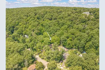 90 Emmans Rd, Roxbury Township, NJ 07852 - Photo 2
