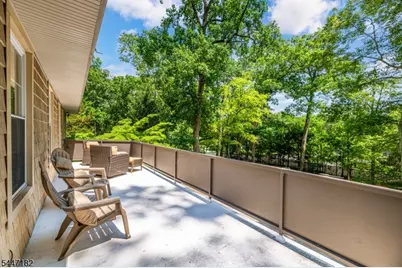 90 Emmans Rd, Roxbury Township, NJ 07852 - Photo 4