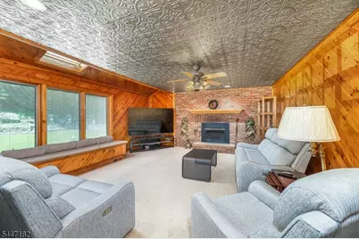 90 Emmans Rd, Roxbury Township, NJ 07852 - Photo 6