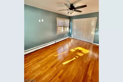 17 Pilgrim Ct #2, Bloomfield, NJ 07003 - Photo 8