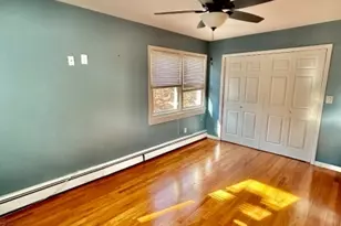 17 Pilgrim Ct, Bloomfield, NJ 07003 - Photo 8