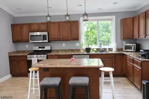 634 Vosseller Ave, Bridgewater, NJ 08805 - Photo 14