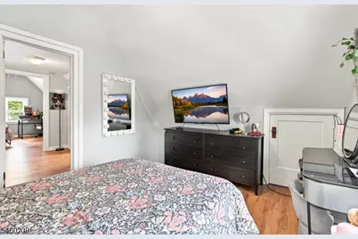 345 E Clay Ave, Roselle Park, NJ 07204 - Photo 24