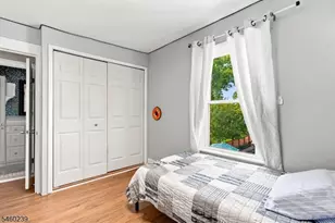 345 E Clay Ave, Roselle Park, NJ 07204 - Photo 20