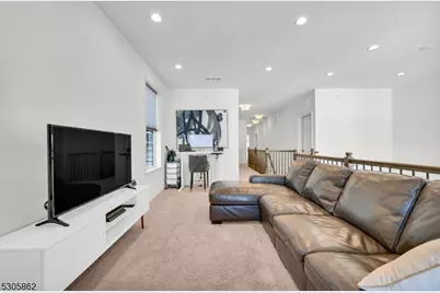 81 Sequoia Dr, Cedar Grove, NJ 07009 - Photo 10