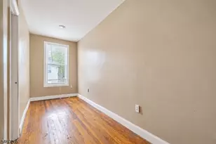 35 Irving Ave, Newark, NJ 07112 - Photo 18