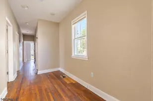 35 Irving Ave, Newark, NJ 07112 - Photo 8
