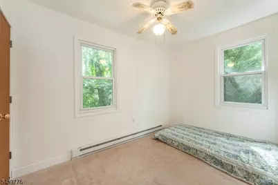19 Skyland Ave, Wanaque, NJ 07420 - Photo 12