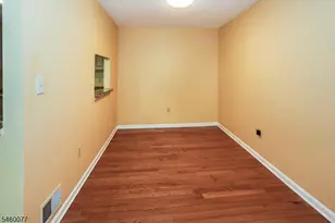 131 Irving Pl, Bernards Township, NJ 07920 - Photo 8