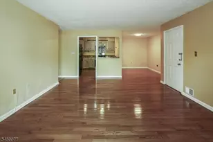 131 Irving Pl, Bernards Township, NJ 07920 - Photo 6