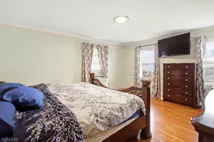 351 Griggs Ave, Teaneck Township, NJ 07666 - Photo 32