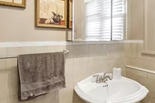 351 Griggs Ave, Teaneck Township, NJ 07666 - Photo 24